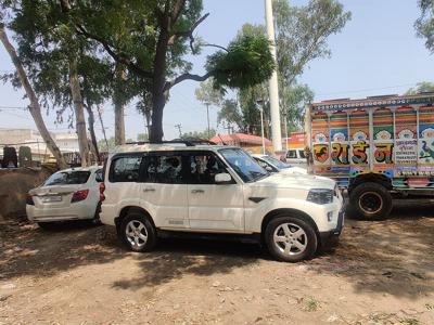 Mahindra Scorpio 2021 S11