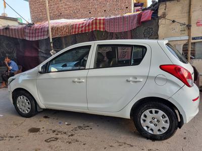 Used 2013 Hyundai i20 [2012-2014] Magna 1.4 CRDI for sale at Rs. 2,75,000 in Chandigarh