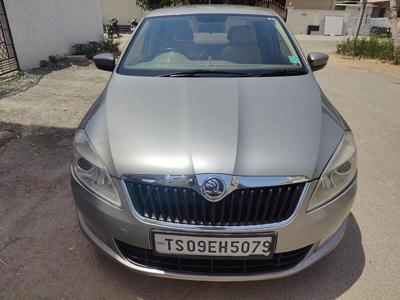 Used 2015 Skoda Rapid [2014-2015] 1.5 TDI CR Ambition AT with Alloy Wheels for sale at Rs. 5,95,000 in Hyderab