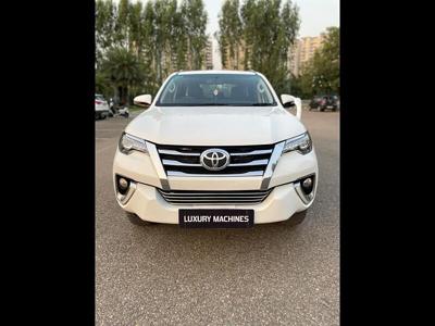 Used 2017 Toyota Fortuner [2016-2021] 2.8 4x2 AT [2016-2020] for sale at Rs. 27,50,000 in Chandigarh
