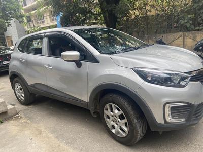 Used 2019 Renault Captur RXE Petrol for sale at Rs. 9,00,000 in Bangalo