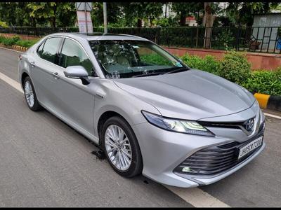Used 2019 Toyota Camry [2015-2019] Hybrid [2015-2017] for sale at Rs. 35,50,000 in Delhi