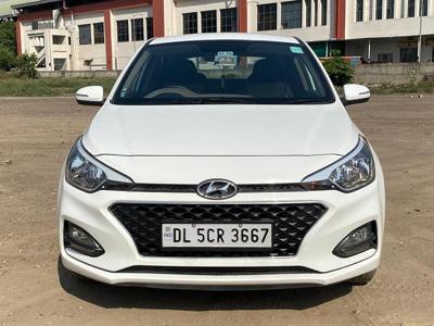 Used 2020 Hyundai i20 Sportz 1.2 MT for sale at Rs. 6,75,000 in Delhi
