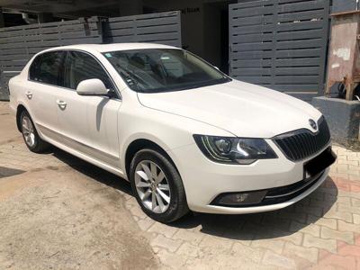 Used 2015 Skoda Superb [2014-2016] Elegance TDI AT for sale at Rs. 18,00,000 in Chennai