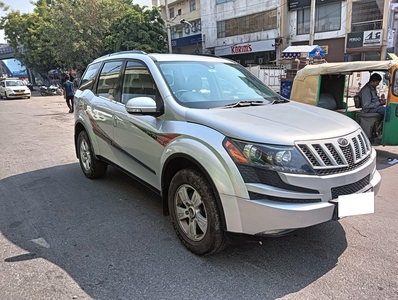 Mahindra XUV500 AT W8 FWD