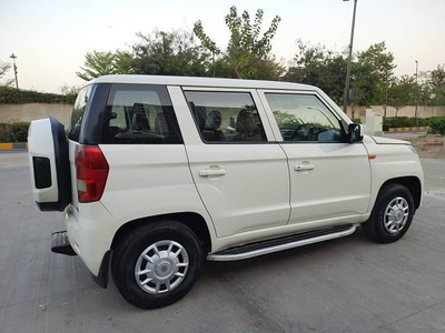 Mahindra TUV300 T4 Plus