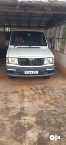 Toyota Qualis 2005 Diesel Well Maintained