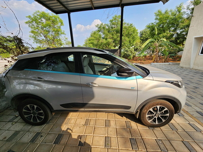 Tata Nexon EV XZ Plus LUX