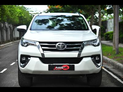 Toyota Fortuner 2.8 4x2 MT [2016-2020]