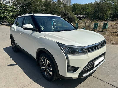 Mahindra XUV300 W8 (O) 1.2 Petrol [2019]