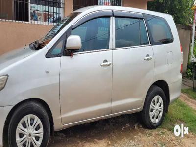 Toyota Innova 2011 Diesel Well Maintained