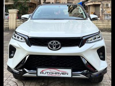 Toyota Fortuner Legender 4X2 AT 2.8 Legender