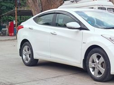 2013 Hyundai Elantra SX AT