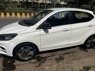 Tata Tiago Revotorq XZ Plus