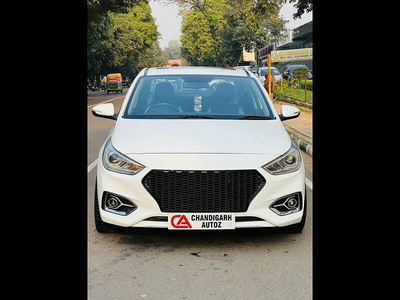 Used 2017 Hyundai Verna [2015-2017] 1.6 CRDI SX (O) AT for sale at Rs. 9,50,000 in Chandigarh