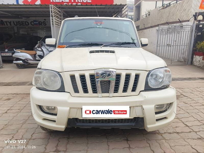 Used 2014 Mahindra Scorpio [2009-2014] VLX 4WD Airbag BS-IV for sale at Rs. 5,80,000 in Kanpu