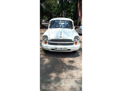 Hindustan Motors Ambassador Classic 1800 ISZ AC