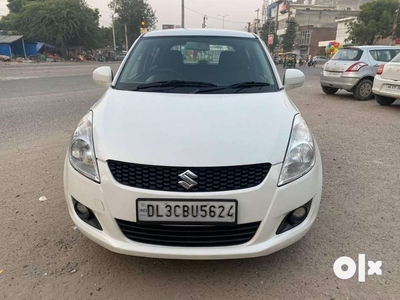 Maruti Suzuki Swift LXI Optional-O, 2013, Petrol