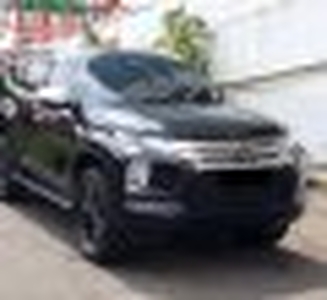 2022 Mitsubishi Pajero Sport Dakar 4x2 Ultimate Hitam -