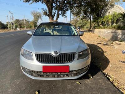 Used 2016 Skoda Octavia [2017-2021] 2.0 TDI CR Style Plus AT [2017] for sale at Rs. 12,50,000 in Ahmedab