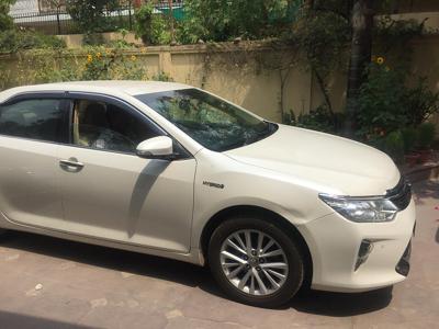 Used 2017 Toyota Camry [2015-2019] Hybrid for sale at Rs. 27,00,000 in Delhi