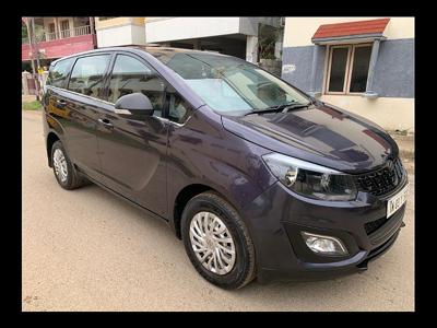 Mahindra Marazzo M2 8 STR