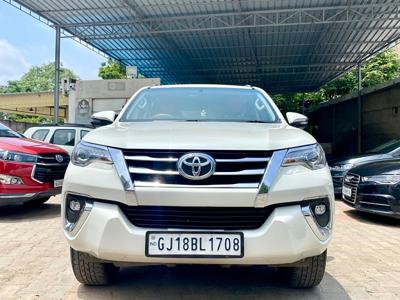 Toyota Fortuner 2.8 4x2 AT [2016-2020]