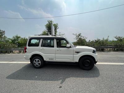 Used 2014 Mahindra Scorpio [2014-2017] S6 Plus for sale at Rs. 6,50,000 in Delhi