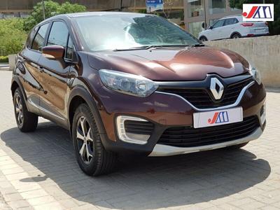 Used 2017 Renault Captur [2017-2019] RXL Petrol for sale at Rs. 6,36,000 in Ahmedab