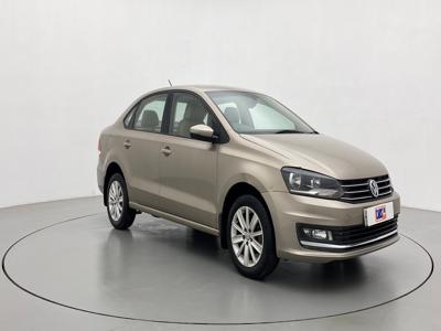 Volkswagen Vento HIGHLINE PETROL AT