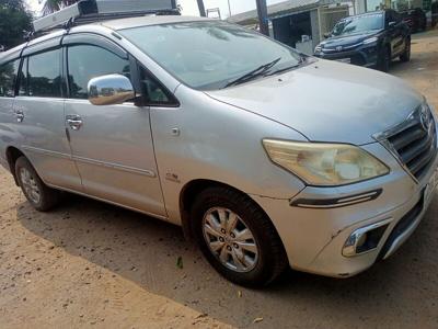 Used 2011 Toyota Innova [2009-2012] 2.5 VX 8 STR BS-IV for sale at Rs. 5,95,000 in Nello