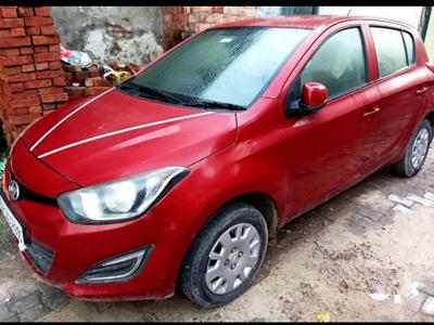 Used 2013 Hyundai i20 [2012-2014] Magna 1.4 CRDI for sale at Rs. 3,00,000 in Shahjahanpu