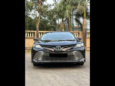 Used 2019 Toyota Camry [2015-2019] Hybrid [2015-2017] for sale at Rs. 34,00,000 in Mumbai