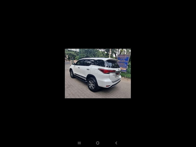 Toyota Fortuner 2.8 4x2 AT [2016-2020]