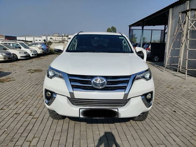 Used 2016 Toyota Fortuner [2012-2016] 4x2 AT for sale at Rs. 24,00,000 in Karnal