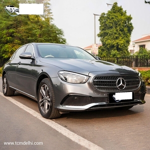 Mercedes-Benz E-Class Exclusive E 220d