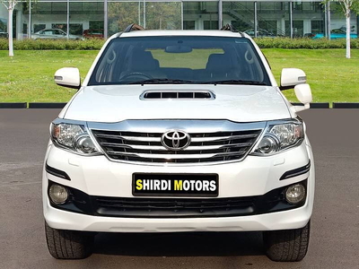 Used 2015 Toyota Fortuner [2012-2016] 4x2 AT for sale at Rs. 13,90,000 in Delhi