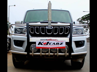 Used 2018 Mahindra Scorpio 2021 S7 140 2WD 8 STR for sale at Rs. 10,99,000 in Chennai