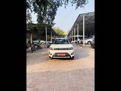 Used 2021 Mahindra XUV300 1.5 W8 (O) AMT [2019-2020] for sale at Rs. 12,90,000 in Lucknow