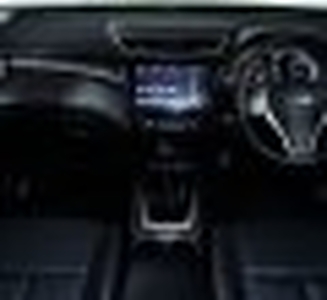 2017 Nissan X-Trail 2.5 CVT Hitam -