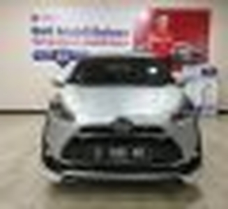 2017 Toyota Sienta Q Silver -