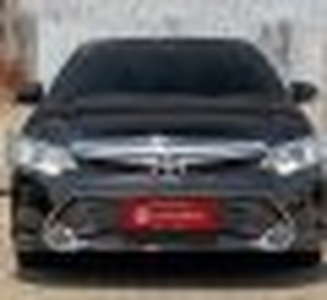 2018 Toyota Camry 2.5 V Hitam -