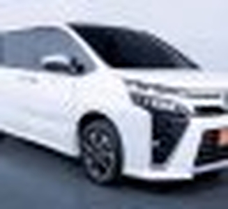 2018 Toyota Voxy 2.0 A/T Putih -