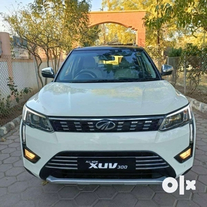 Mahindra XUV300 W8 Option Diesel, 2019, Diesel