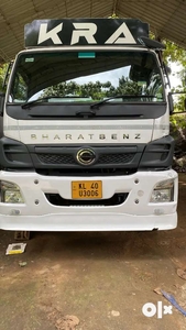 Truck bharathbenz