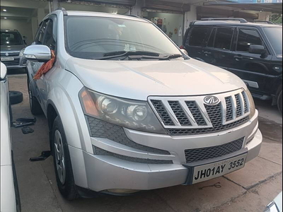 Mahindra XUV500 W6