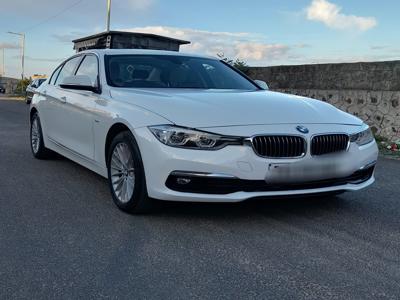 BMW 3 Series 2019-2022 320d Luxury Line