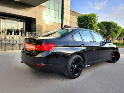 BMW 3 Series 2019-2022 320d Sport Line