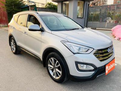 Hyundai Santa Fe 4WD AT