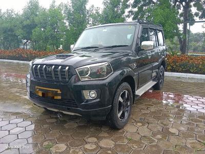 Used 2021 Mahindra Scorpio Getaway 4WD BS III for sale at Rs. 13,75,000 in Indo